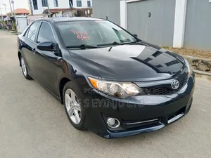 Toyota Camry 2014 Gray