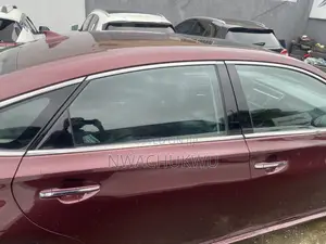 Toyota Avalon Limited Sedan FWD (3.5L 6cyl 6A) 2013 Red