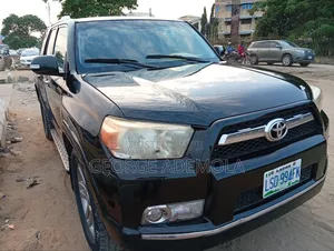 Toyota 4-Runner 2012 Black