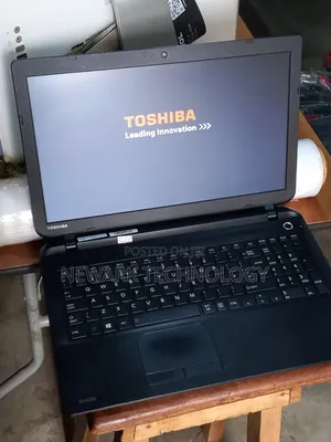 Laptop Toshiba Satellite C50 4GB Intel Celeron HDD 500GB