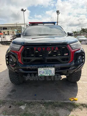 Toyota Hilux Revo Double Cab Petrol 2.7 AWD 2020 Black