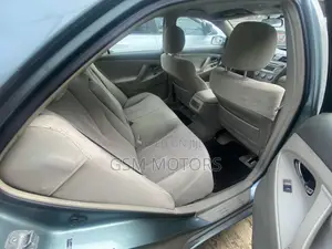 Toyota Camry LE 4dr Sedan (2.5L 4cyl 6AM) 2010 Green
