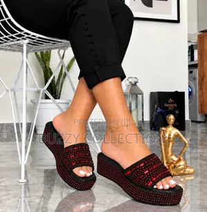High Quality Luxury Women's Platform Slippers