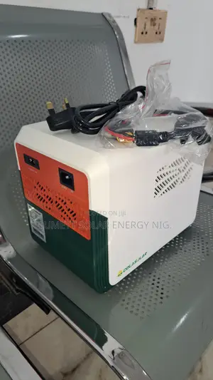 Cola 1000 Pro 1KWH 300W Portable Solar Generator for Emergency Power