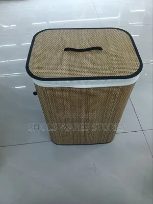 Luxury Foldable Bamboo Laundry Basket With Lid and Liner 
60l.