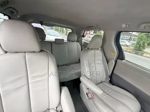 Toyota Sienna 2015 Gray
