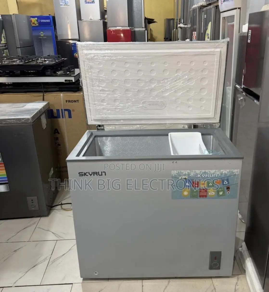 200L Skyrun Chest Freezer