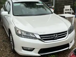 Honda Accord 2013 White