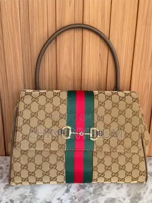 Luxury Gucci Handbag for Women – Elegant Designer Bag