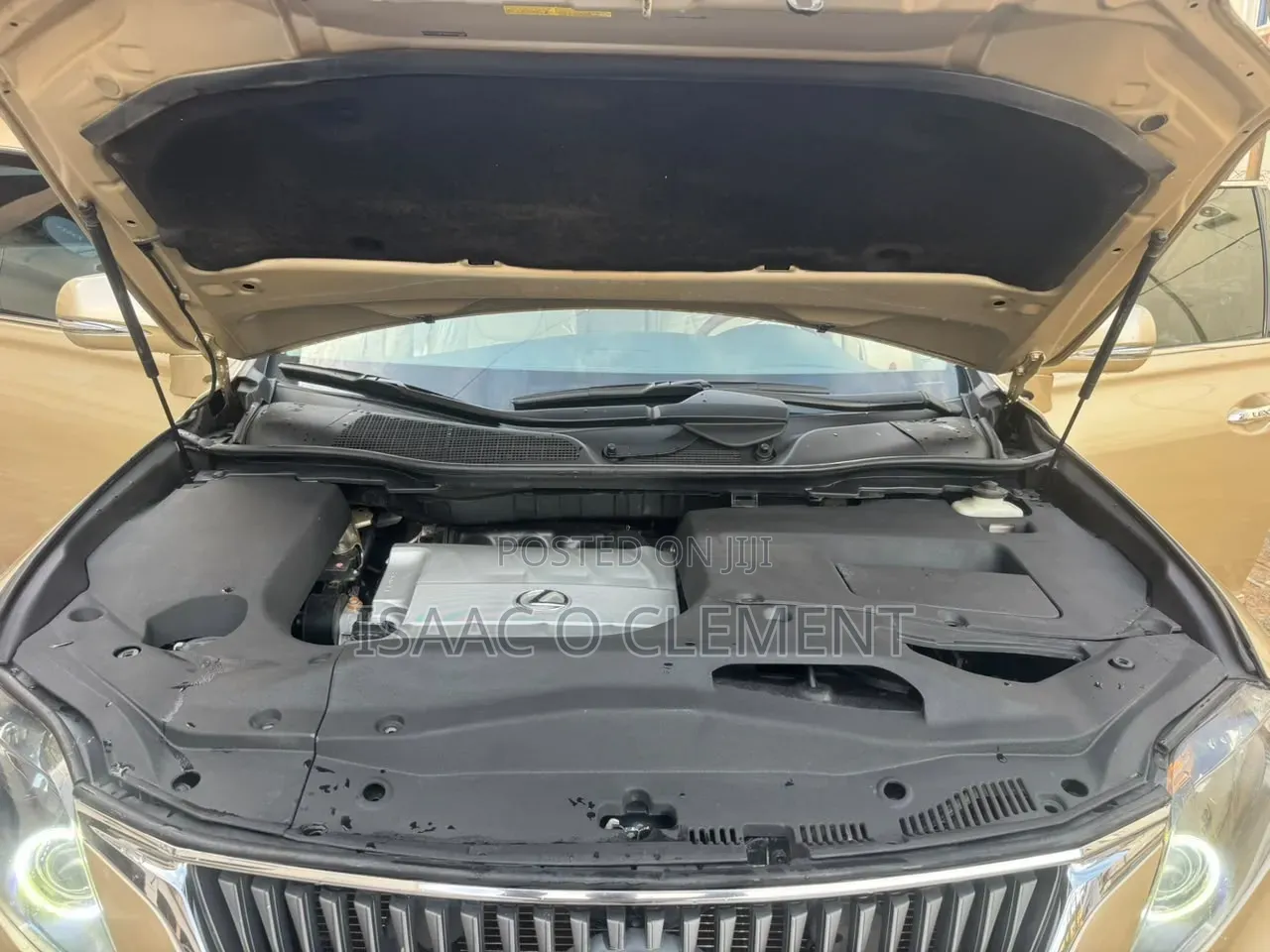 Lexus RX 2011 Gold