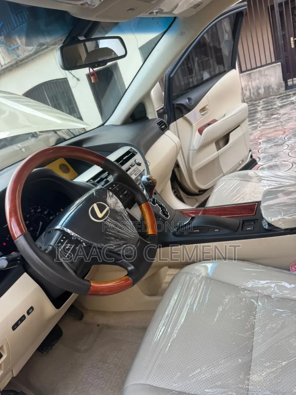 Lexus RX 2011 Gold