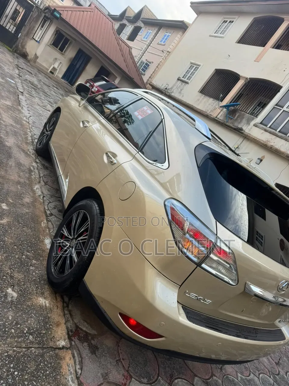 Lexus RX 2011 Gold