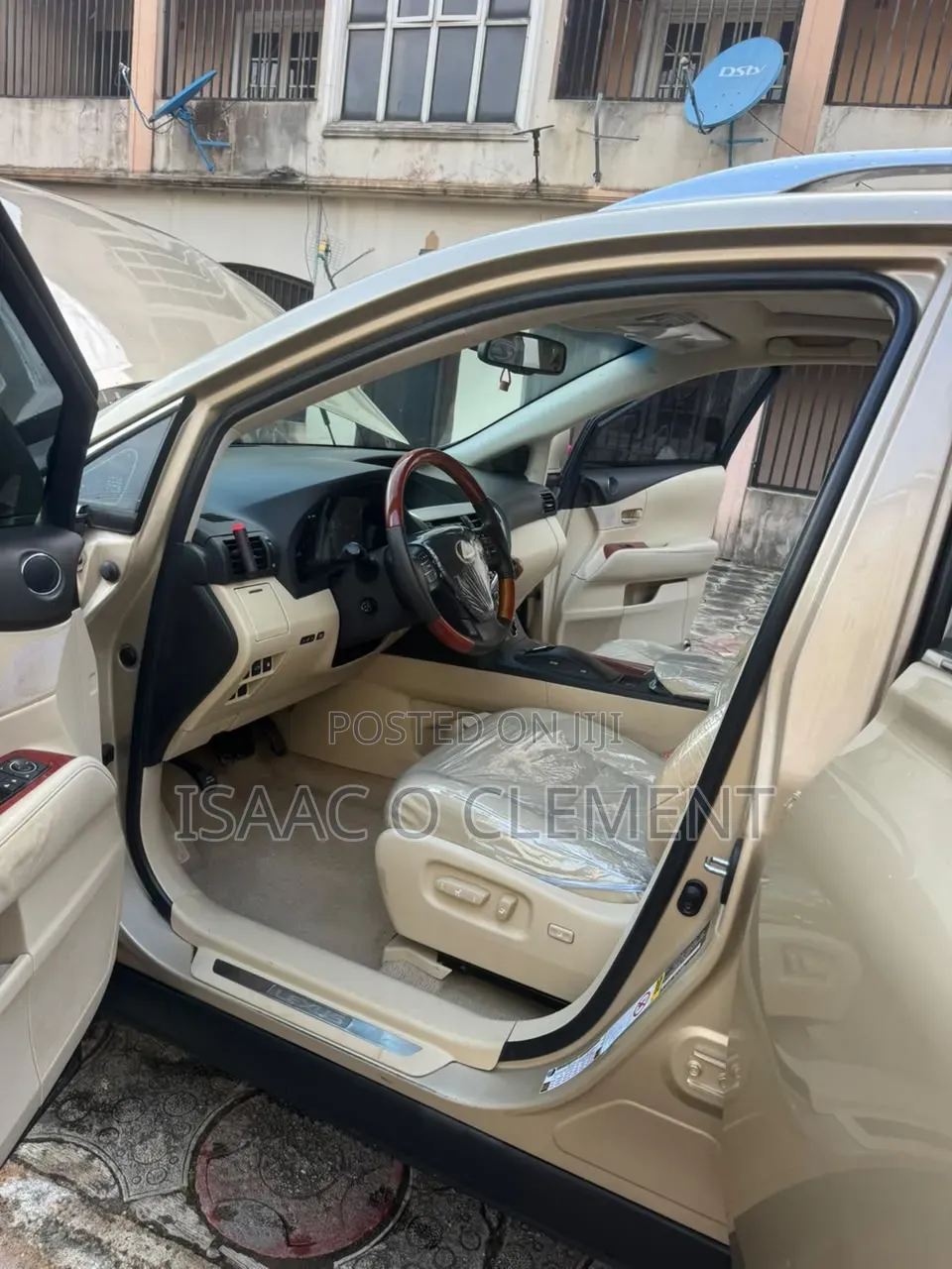 Lexus RX 2011 Gold