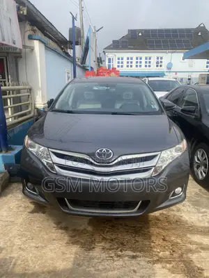 Toyota Venza LE 2013 Gray