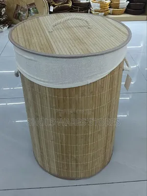 Luxury Foldable Bamboo Laundry Basket With Lid and Liner 
60l.