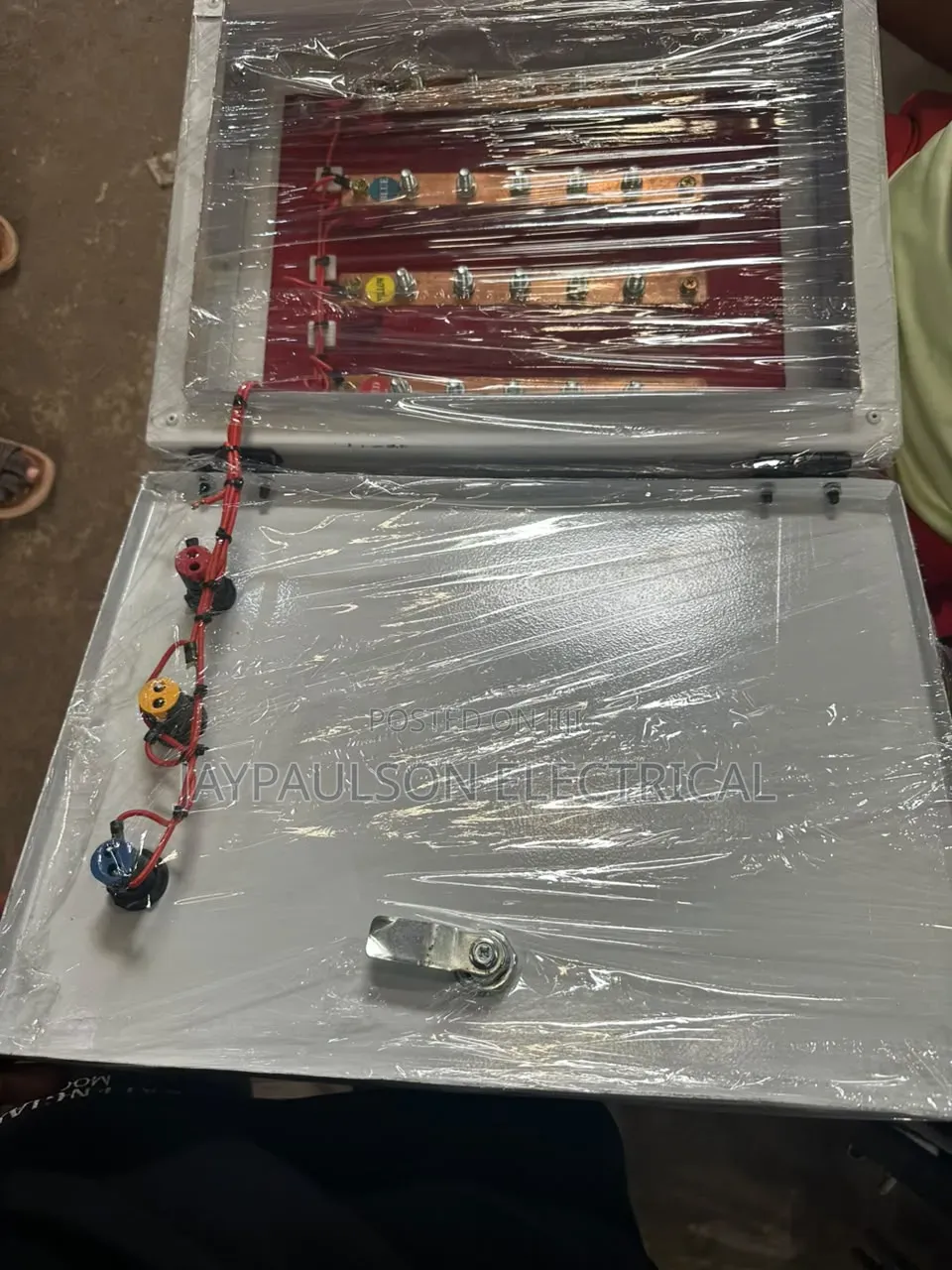 Surge Protective Device Unit)