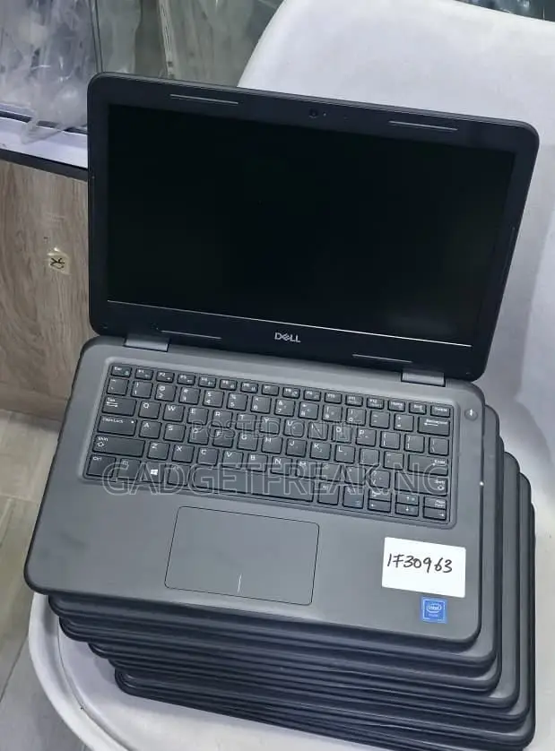 Laptop Dell Latitude 3310 4GB Intel Celeron SSD 128GB