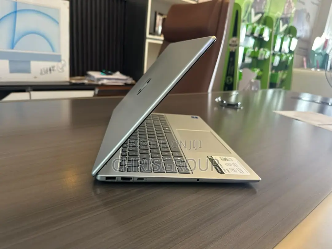 New Laptop HP 15 8GB Intel Core i5 SSD 512GB