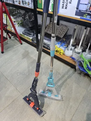 Squeeze - Hands-Free Floor Cleaning Mop With PVA Sponge