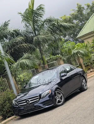 Mercedes-Benz E300 2016 Blue