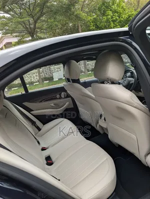 Mercedes-Benz E300 2016 Blue