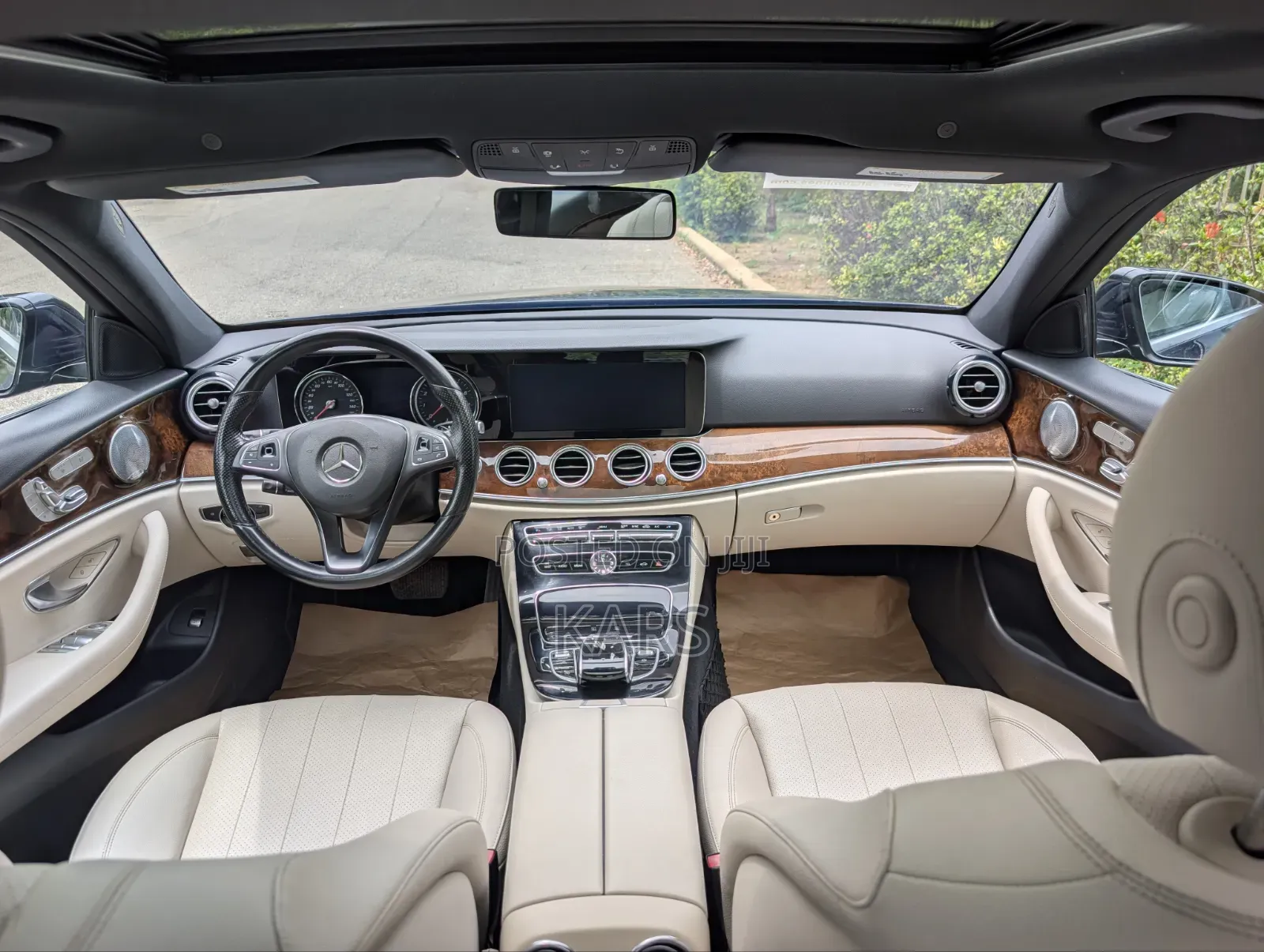 Mercedes-Benz E300 2016 Blue