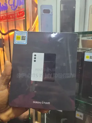 New Samsung Galaxy Z Fold 5 512 GB White