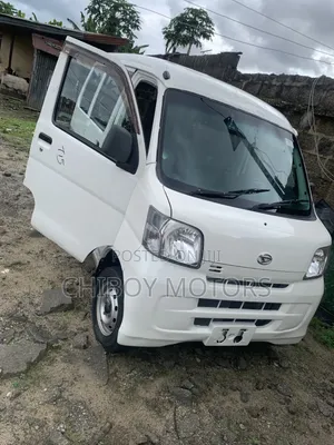New Daihatsu Hijet 2013 White