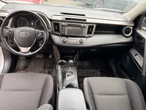 Toyota RAV4 2017 Silver