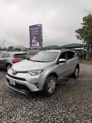 Toyota RAV4 2017 Silver