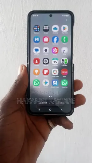Samsung Galaxy Z Flip6 256 GB Gray
