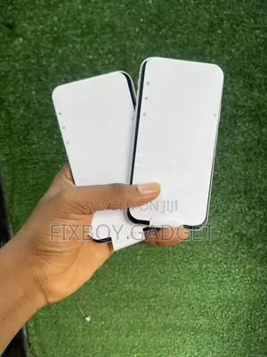 Apple iPhone XR 128 GB White
