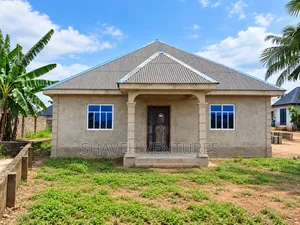 Hotel Building for Rent Arobieye Oloya Junction
