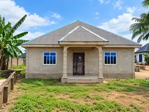 Hotel Building for Rent Arobieye Oloya Junction