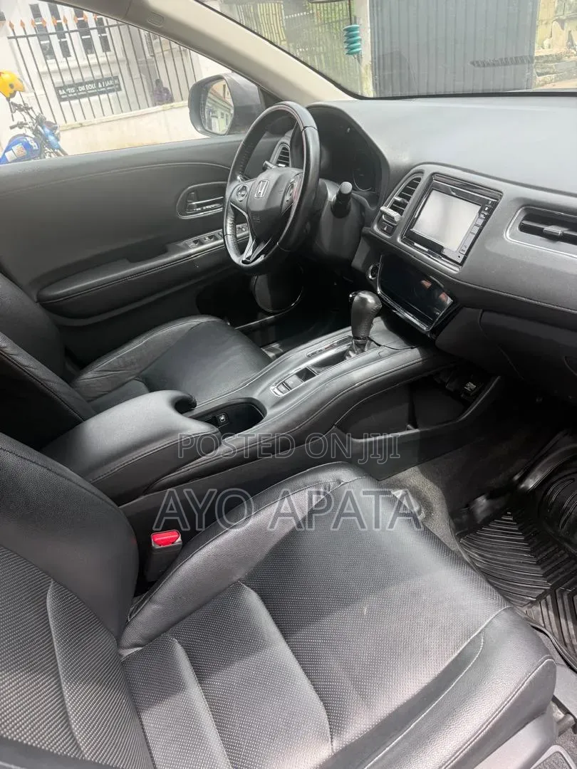 Honda HR-V 2019 Gray