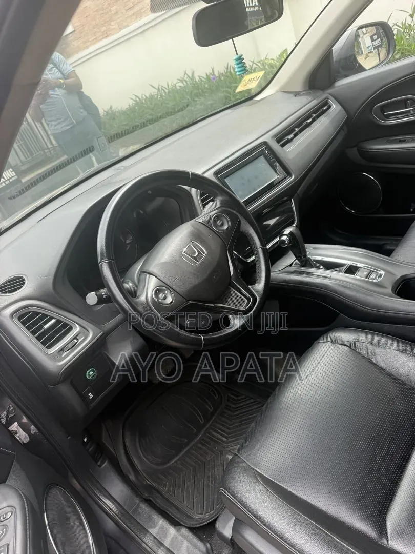 Honda HR-V 2019 Gray