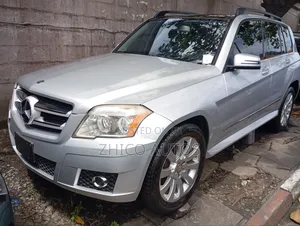 Mercedes-Benz GLK-Class 2012 Silver