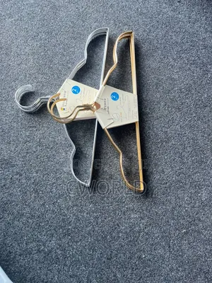 2 Pieces of Hangers