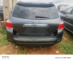 Toyota Highlander 2013 Gray