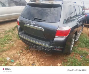 Toyota Highlander 2013 Gray