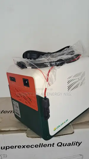 Cola 1000 Pro 1KWH 300W Compact Solar Generator for Travel and Outdoor