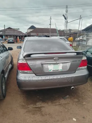 Toyota Camry 2005