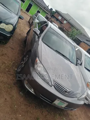 Toyota Camry 2005