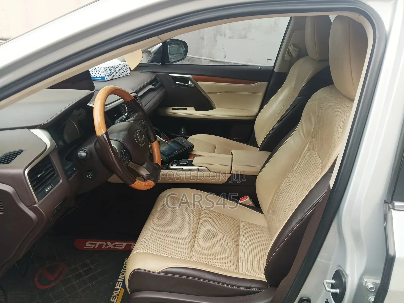 Lexus RX 2017 Silver