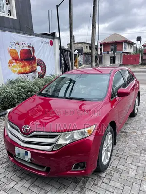 Toyota Venza 2010 Red