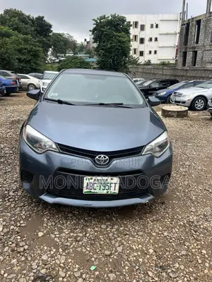 Toyota Corolla LE 4dr Sedan (1.8L 4cyl CVT) 2014 Gray