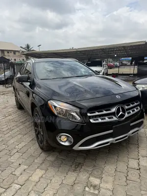 Mercedes-Benz GLA 250 2016 Black