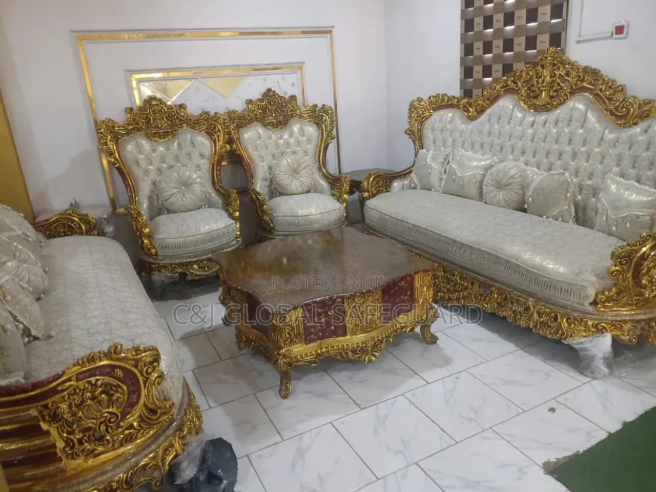 8seaters Royal Sofas