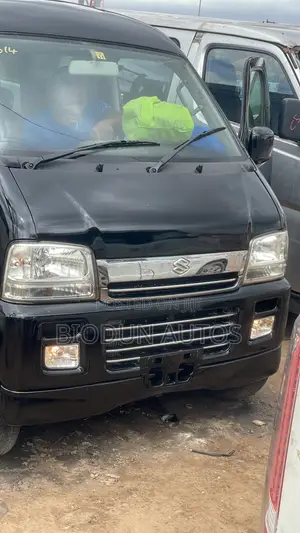 Suzuki Every 2005