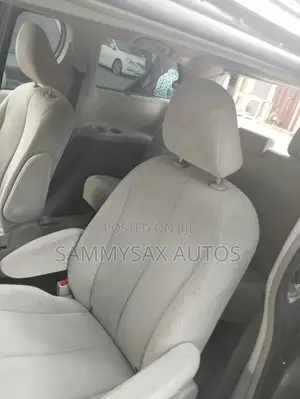 Toyota Sienna 2014 Gray